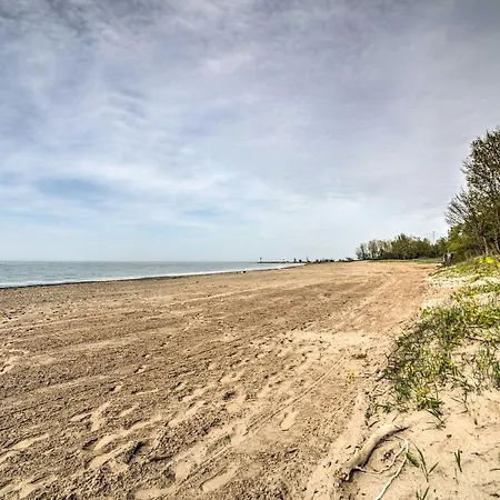 Geneva Cottage With Patio - Walk To Park, Lake Erie! Extérieur photo