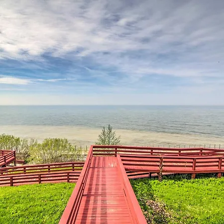 Geneva Cottage With Patio - Walk To Park, Lake Erie! Extérieur photo