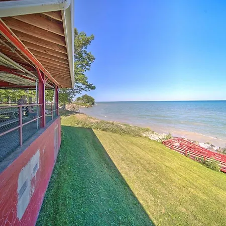 Geneva Cottage With Patio - Walk To Park, Lake Erie! Extérieur photo