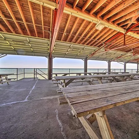 Geneva Cottage With Patio - Walk To Park, Lake Erie! Extérieur photo